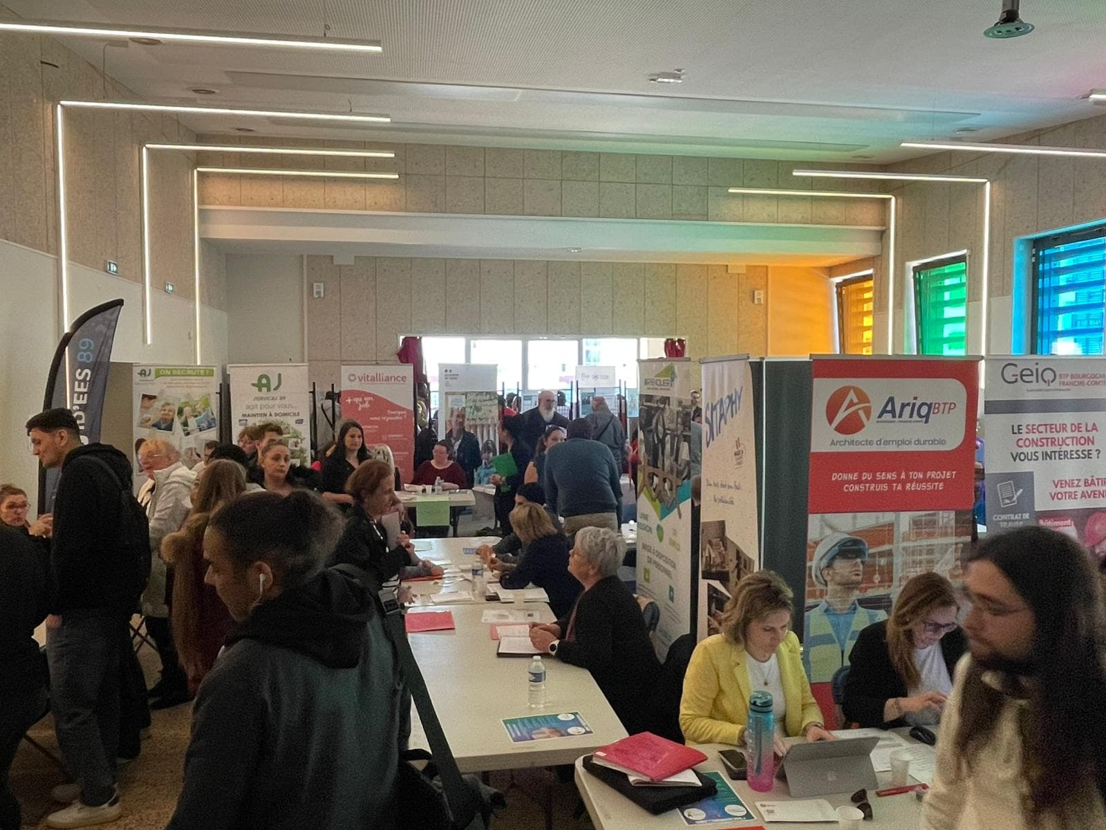 Près de 280 chercheurs d’emploi pour la première édition du forum Cap sur l’Avenir