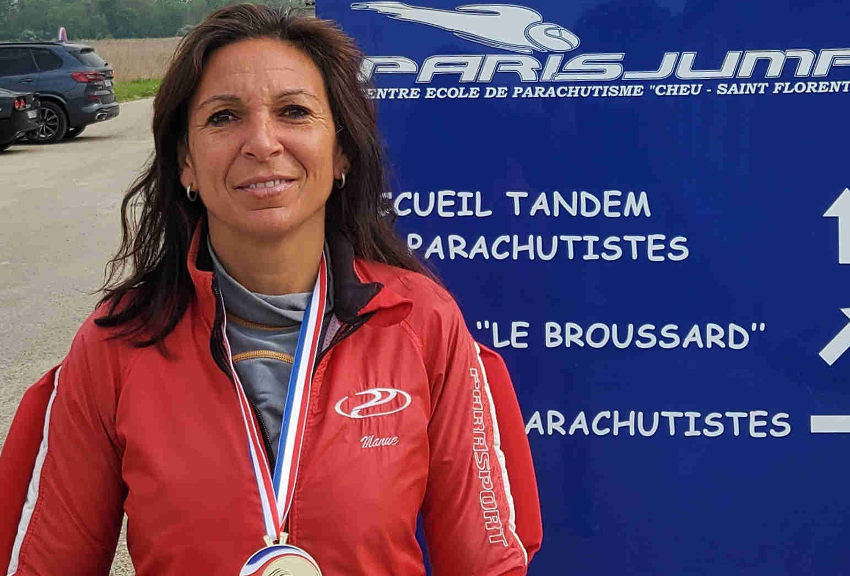 Nouveau sacre national en VR 8 : Manue NICOLS, le succès d’une championne de parachutisme de haut vol !