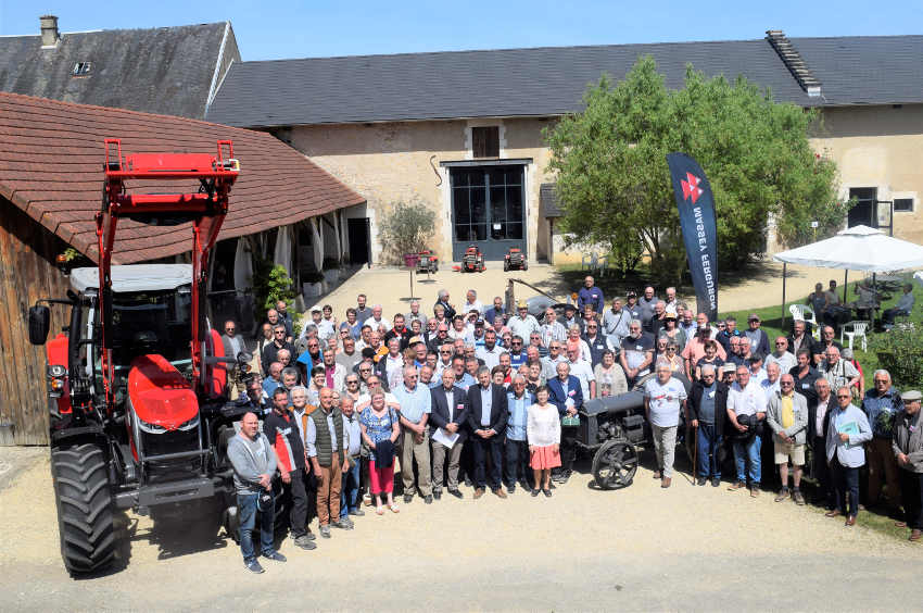 150 adhérents accueillis dans l’Yonne : le club FERGUSON France roule des mécaniques lors de ses retrouvailles