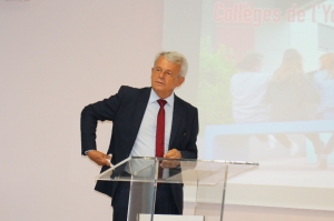 « Le président de l’exécutif départemental Patrick GENDRAUD se dit exaspéré par le climat anxiogène qui se distille dans notre société. Lors de ses interventions officielles, il invite ses compatriotes à davantage d’optimisme et de confiance… ».