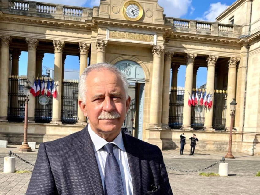 Législatives : André VILLIERS se découvre de nouveaux « Horizons » pour conserver son siège au Palais Bourbon