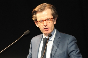 « Le député de l’Yonne Les Républicains, Guillaume LARRIVE, a évoqué la situation complexe du centre hospitalier d’Auxerre ce jeudi en séance à l’Assemblée nationale. Il a invité la ministre de la Santé, Agnès BUZYN, à se rendre dans l’Yonne au printemps pour y clarifier sa vision d’avenir sur la pérennité de l’établissement… ».