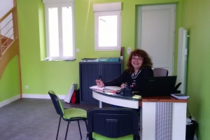 « RENOUER 89 ouvre un nouveau bureau au cœur de la Forterre, dans sa commune la plus représentative, à Courson les Carrières. Cette antenne de l’association d’aide à l’emploi offrira une amplitude d’accueil de deux journées hebdomadaires, les mardis et les jeudis, pour celles et ceux en recherche d’emploi ou de missions professionnelles… ».