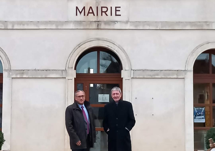 « Riche et constructive » : la visite du préfet de l’Yonne à Chevannes satisfait son maire Dominique CHAMBENOIT