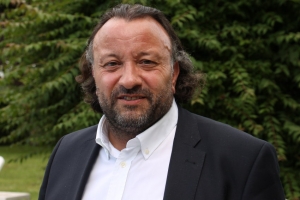 « Très attentif à la configuration institutionnelle et politique de son territoire de prédilection, le président de la FRTP (Fédération régionale des Travaux Publics) Vincent MARTIN devrait aborder un panel de sujets importants sur les perspectives de la filière lors d’un point presse le 28 juillet à Dijon… ».
