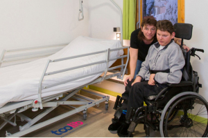 « Les personnes atteintes d’un handicap pourront voyager l’esprit tranquille dans l’Yonne en bénéficiant des offres de services et des prestations que la plateforme TOOLIB peut mettre à disposition des professionnels de la filière. Une convention de partenariat devrait être paraphée bientôt avec l’agence Yonne Tourisme… ».